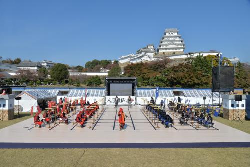 姫路城三の丸広場 人間将棋 姫路の陣 姫路市 横尾さん 僕 泳いでますか 兵庫県加古川市の地域情報サイト